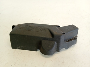 Opel Astra J (2009–2017) Muu osa kapoti all 13427002 - 2