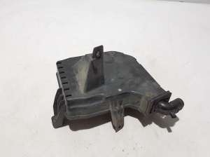 Engine control unit bracket - 31397339