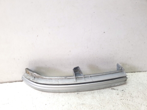 Molding under the headlight - 90580651