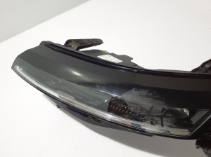 RENAULT Megane E-Tech CMF-EV (2022–2026) Headlight 260607213R - 9