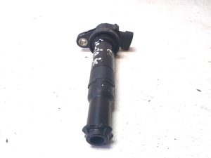 Hyundai Santa Fe (2006–2012) Ignition coil 273013E100 - 4
