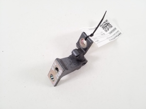   Rear side door lower hinge  - 8V5833404C 