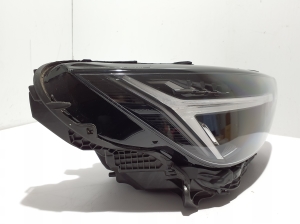 VOLVO XC40 (2017–2026) Headlight 32420420 - 2