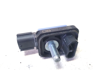 TOYOTA Yaris XP210 (2020–2026) Airbagsensor 8983A0D010 - 2