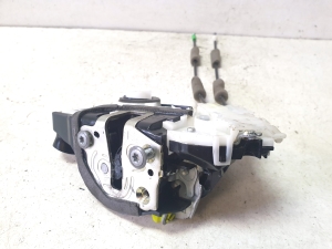 TOYOTA Yaris XP210 (2020–2026) Esiukse lukk V5111120 - 3