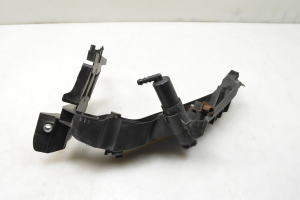AUDI A4 B8 (2007–2016) Front bumper bracket 8K0805608R - 3