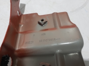 RENAULT Scenic E-Tech I (2024–2026) Front fender bracket 663507691R - 3