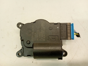   Heizungsgebläsemotor  - T911205A 
