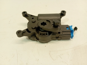Skoda Superb (2008–2015) Heater blower motor T911205A - 3