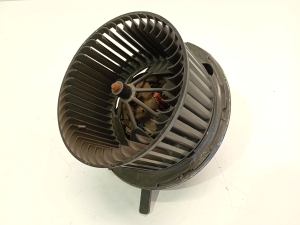 Skoda Superb (2008–2015) Salongi puhuri mootor 1K2820015G - 5