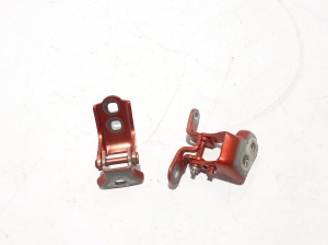 Rear side door upper hinge - 804009126R