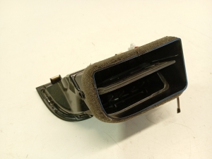 Skoda Superb (2008–2015) Dashboard air vent grilles 3T0819701 - 2