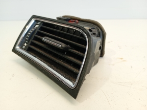 Skoda Superb (2008–2015) Dashboard air vent grilles 3T0819702 - 3