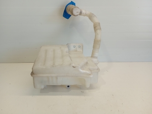Skoda Superb (2008–2015) Front washer fluid reservoir 1K0955453O - 4