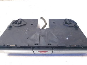 Volkswagen Passat B6 (2005–2010) Salona paneļa cita detaļa 3C0858407 - 4