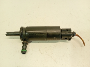   Motor der Scheinwerferwaschanlage vorne  - 3B7955681 