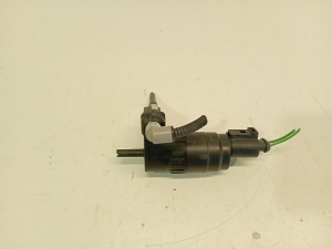 Skoda Superb (2008–2015) Front windshield washer pump 1K6955651 - 5