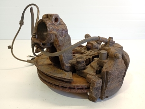 Skoda Superb (2008–2015) Front wheel hub and its parts - 3