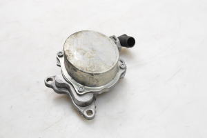 Opel Vivaro B (2014–2019) Vacuum pump 146503760R - 5
