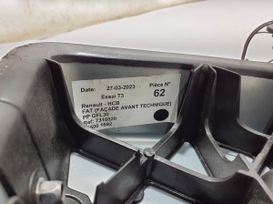 RENAULT Scenic E-Tech I (2024–2026) Radiator support and its parts 625001692R - 2