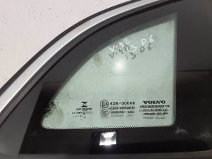 VOLVO V40 (2012–2019) Seitenscheibe hinten (Karosserie) 31352333 - 3