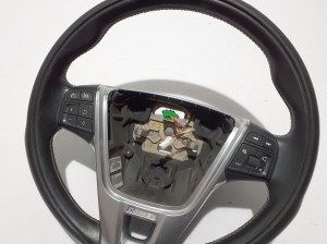 VOLVO V40 (2012–2019) Lenkrad 31332927 - 2