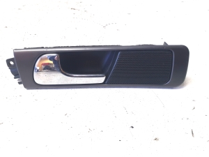 Rear side door interior handle - 4B0839019