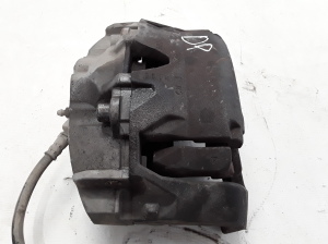 VOLVO XC70 (2007–2016) Bremssattel vorne 36000150 - 4