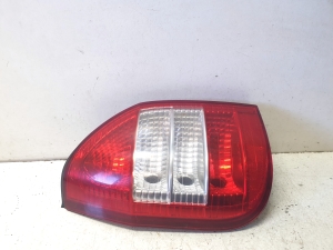 Opel Zafira A (1999–2005) Eckleuchte hinten 62280 - 4