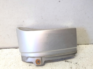 Molding under the headlight - 90580803