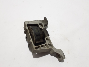 VOLVO V40 (2012–2019) Engine mount 31401666 - 2