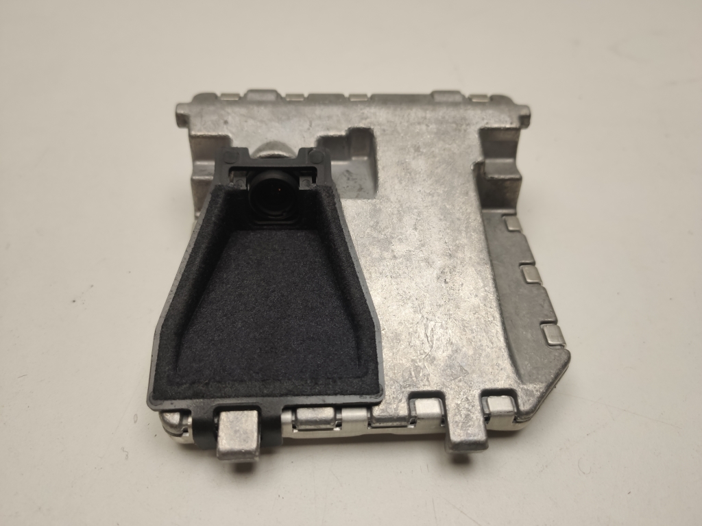 Mercedes Benz ML-Class 166 (2011–2015) Frontkamera A0009057302 Mercedes Benz ML-Class 166 (2011–2015) Frontkamera A0009057302