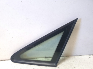 Front body quarter glass - 43R007022