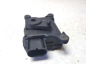 Opel Zafira A (1999–2005) Salongi soojenduse klapi mootor 0132801134 - 3