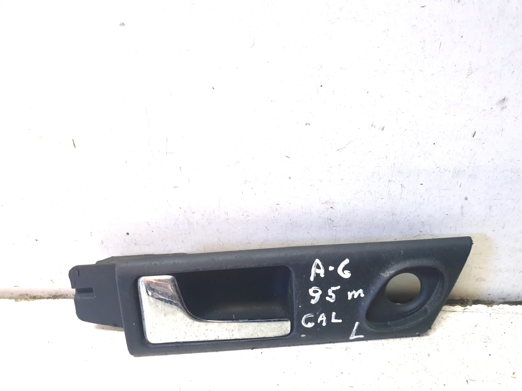 AUDI A6 C4 (1994–1997) Rear side door interior handle 4A0839019B AUDI A6 C4 (1994–1997) Rear side door interior handle 4A0839019B