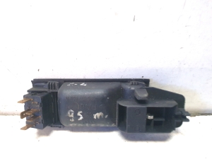 AUDI A6 C4 (1994–1997) Türöffner innen vorne 4A0837020A - 4