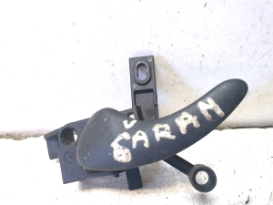 Rear side door interior handle - 7M0837019