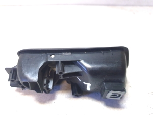 Volkswagen Caddy III (2004–2015) Front door inner handle 2K0837113B - 5