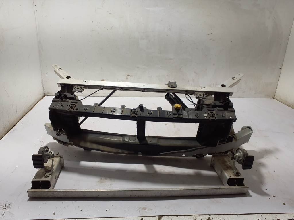 Used VOLVO S90 Front frame and its details (TV)