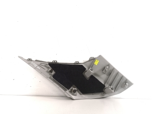 Volkswagen Passat B9 (2023–2026) Tagumise toe sisekujundus 3J0867245 - 2