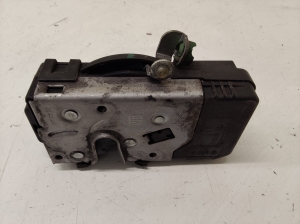 Front door lock - 13203899