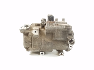 LEXUS RX GGL1 (2009–2015) A/C compressor 8837048030 - 3