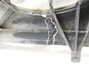 LEXUS RX GGL1 (2009–2015) Dzesēšanas ventilators un tā daļas 1671131460 - 4