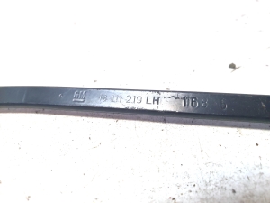 Opel Astra H (2004–2010) Wischerarm vorne 13111219 - 4