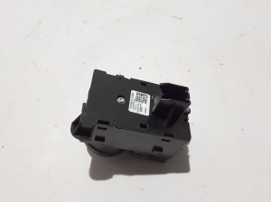 Chevrolet Silverado GMT K2XX (2013–2026) Differential lock switch 87843093 - 3