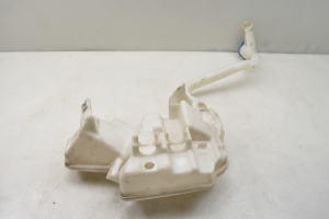Land Rover Discovery Sport (2014–2026) Front washer fluid reservoir BJ3217B613AE - 2
