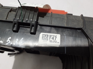 Chevrolet Silverado GMT K2XX (2013–2026) Positive cable terminal 84646133 - 2