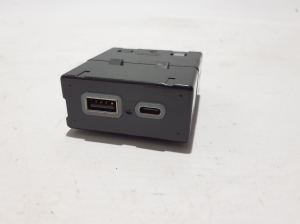USB port - 13529875