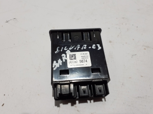 Chevrolet Silverado GMT K2XX (2013–2026) USB port 13529874 - 2