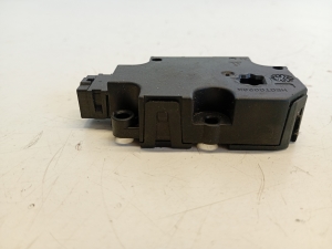 Mercedes Benz CLA-Class W117 (2013–2019) Salongi soojenduse klapi mootor CZ1139300857 - 3